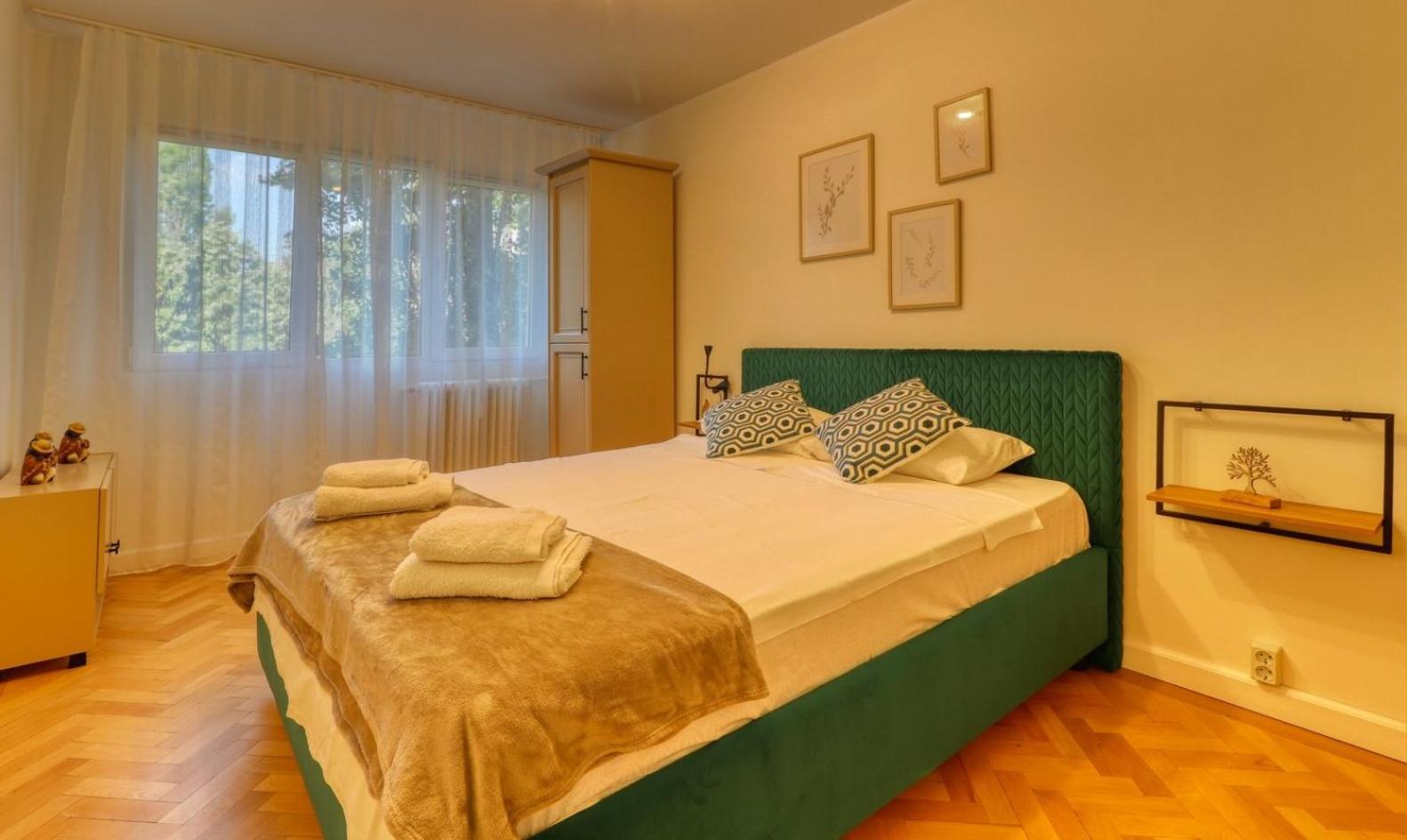 Quito Apartment - Stylish & Quiet Bukares Bagian luar foto