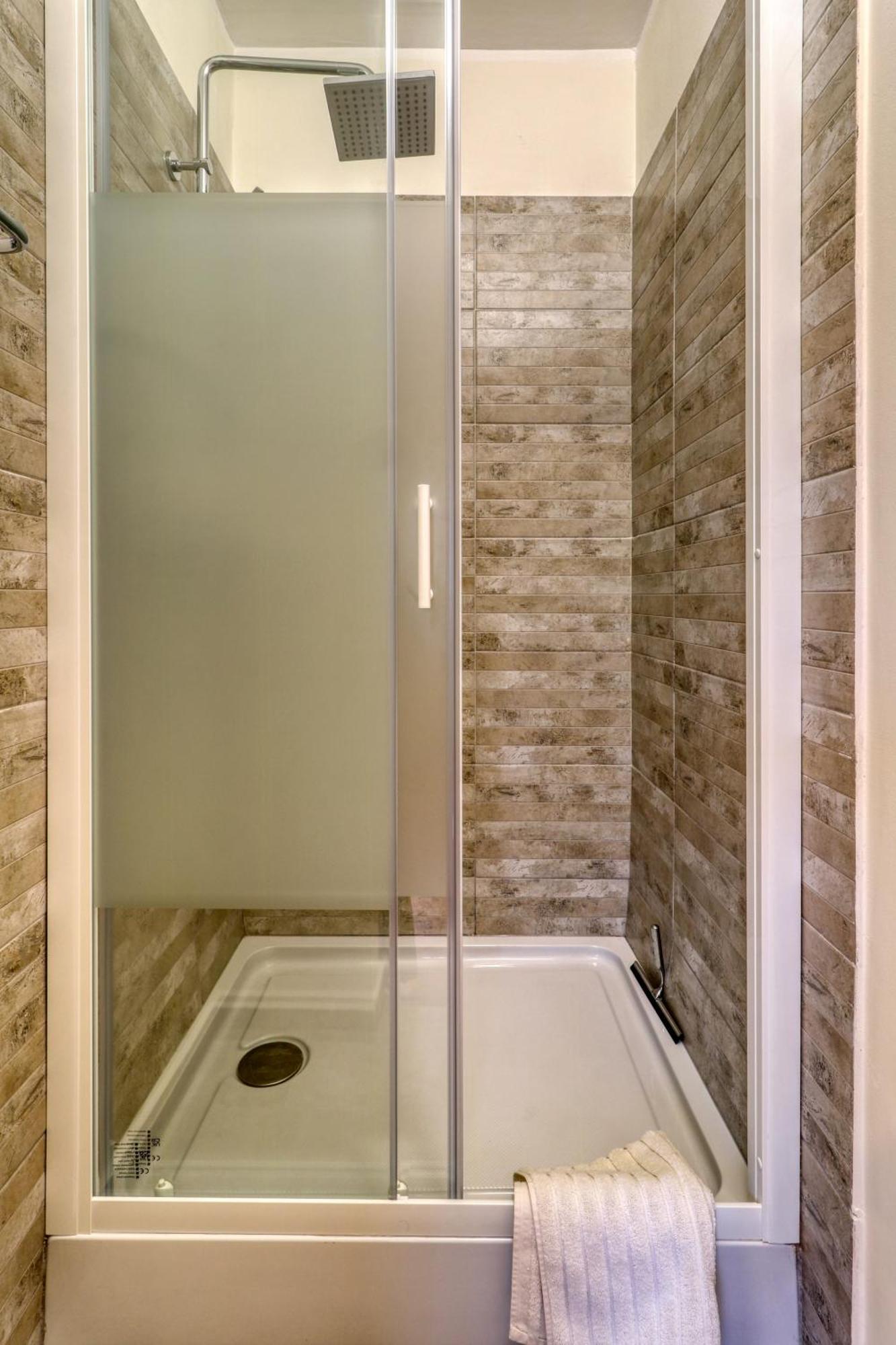 Quito Apartment - Stylish & Quiet Bukares Bagian luar foto